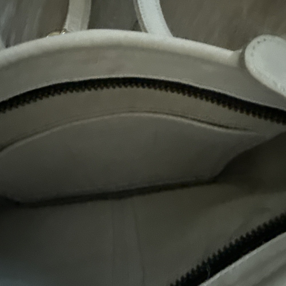 Vintage Coach Bone White Leather Bleecker Bucket Shoulder Bag **READ - Picture 9 of 9